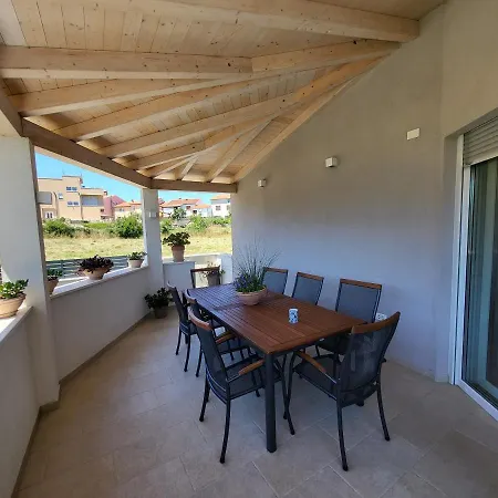 Melisa Διαμέρισμα *